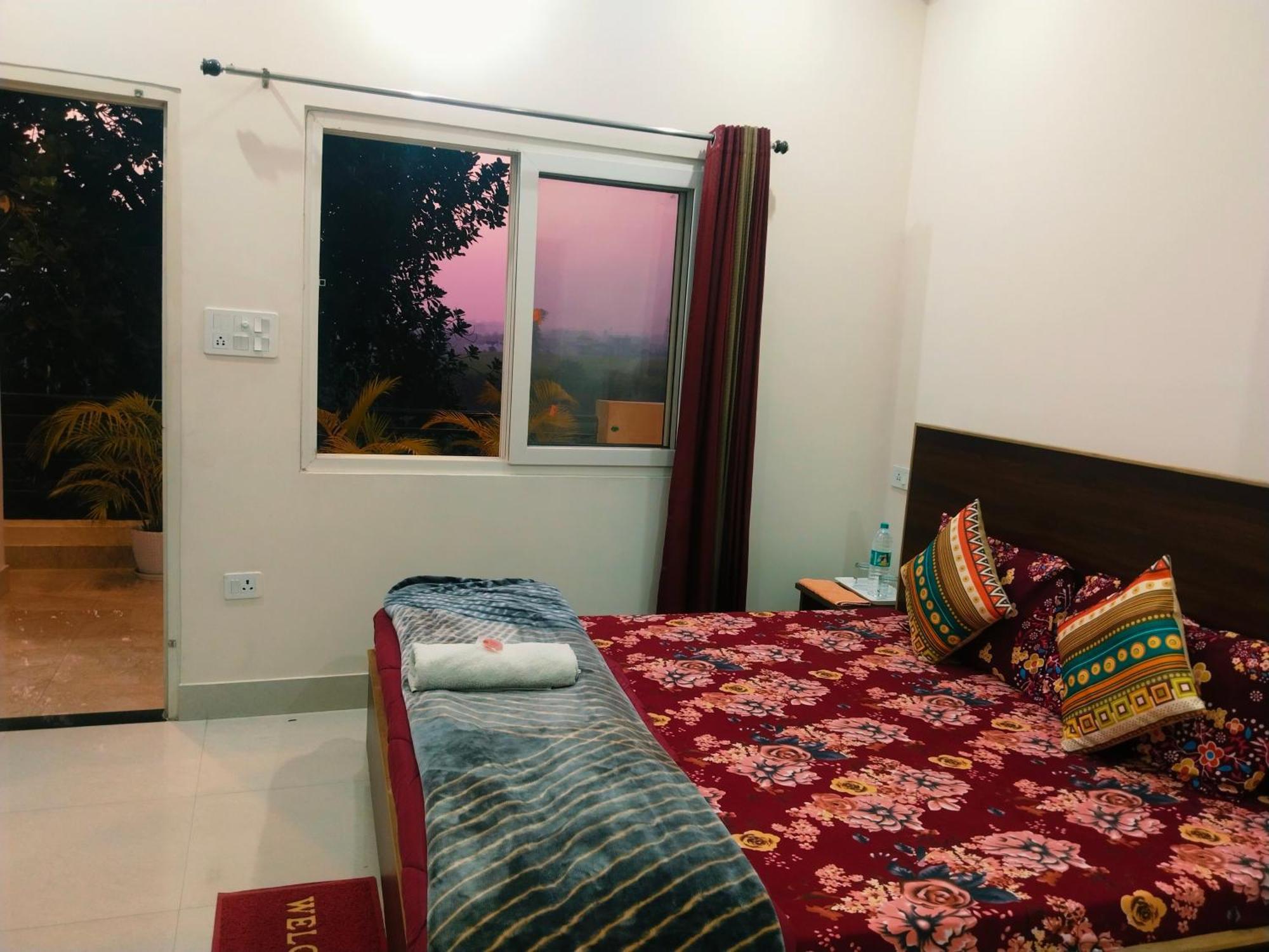 Airport Luxury Nature Homestay- Near Jolly Grant Airport Dehradun Doiwala ภายนอก รูปภาพ