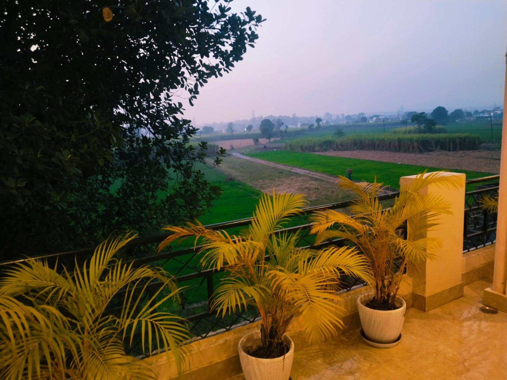 Airport Luxury Nature Homestay- Near Jolly Grant Airport Dehradun Doiwala ภายนอก รูปภาพ